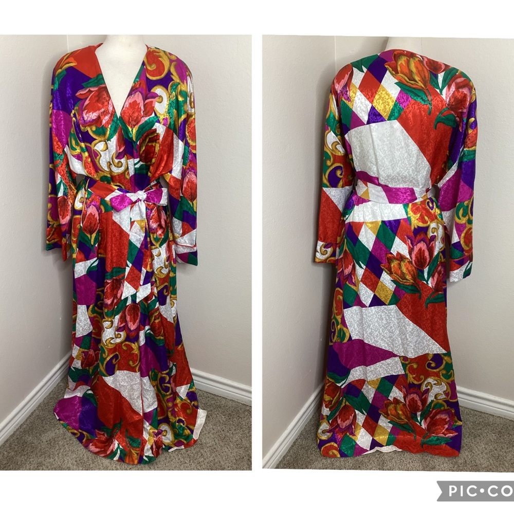 Mary McFadden Vtg Colorful Silky Dressing Gown Robe Art to Wear USA Lg